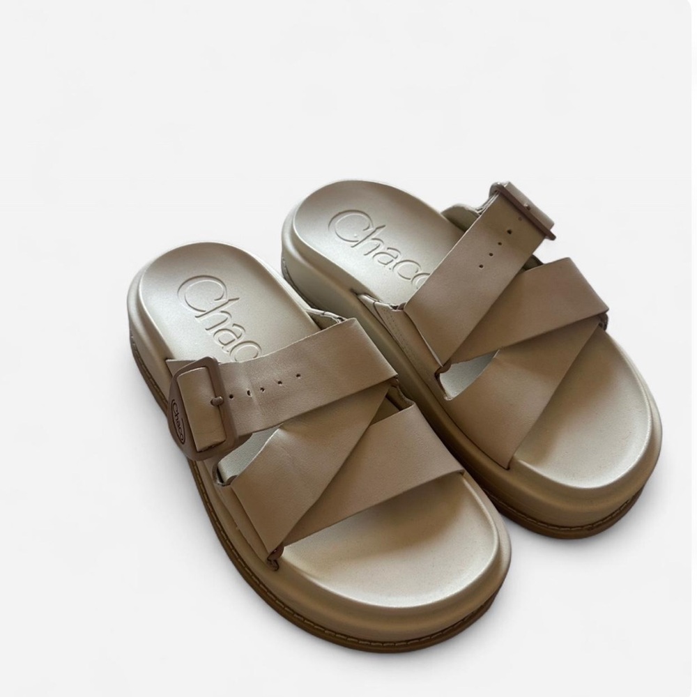 Chaco Townes Midform sandals NWOT!